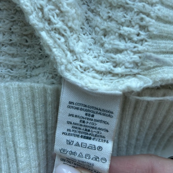 FREE PEOPLE SWEATER (size M) - Picture 2 of 4